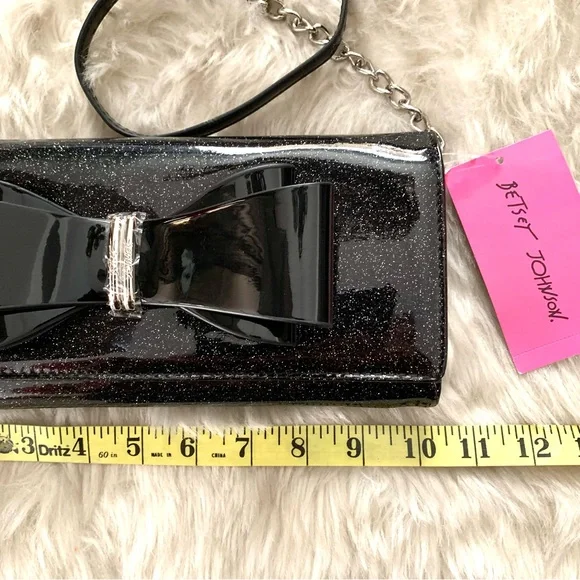 NWT BETSEY JOHNSON BLACK PATENT XOLYLA SHIMMER/GLITTER PURSE CLUTCH WITH BOW - Picture 6 of 12